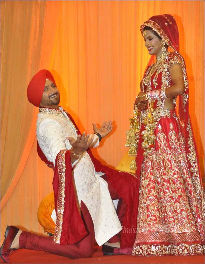 Suresh raina, harbhajan singh, Rohit Sharma, geeta basra, dimpy gannguly, Minisha lamba, Shoha Ali khan, shreya ghoshal, shahid meera marriage, karan patel