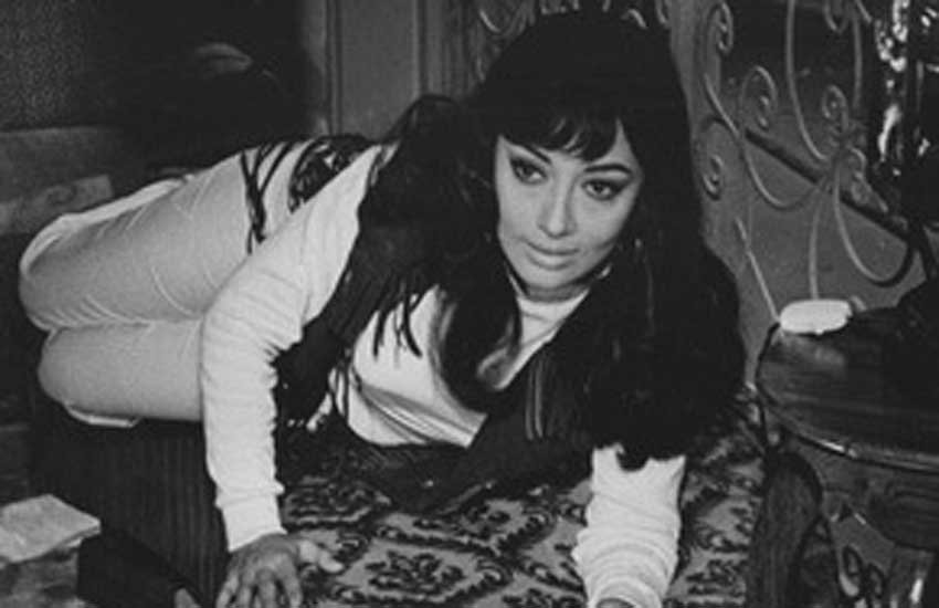 actress sadhna died, sadhna death, Sadhana Shivdasani, साधना, एक्‍ट्रेस साधना, एक्‍ट्रेस साधना फोटोज, Sadhana Shivdasani Death, Sadhana Shivdasani Passes Away, Sadhana Shivdasani Dies, Sadhana Shivdasani Died, Sadhna dead, Sadhna Dies, Sadhna Died, actress Sadhana, Sadhana death, Sadhana news