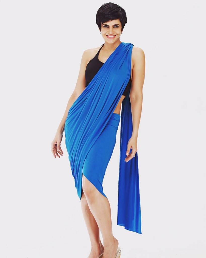 मंदिरा बेदी, मंदिरा बेदी साड़ी, मंदिरा बेदी बीच साड़ी, मंदिरा बेदी बिकनी, beachsaree, mandira bedi, mandira bedi saree, new brand of saris, Me saree, Sunburn music Festival, Sunburn Goa, Gillette India