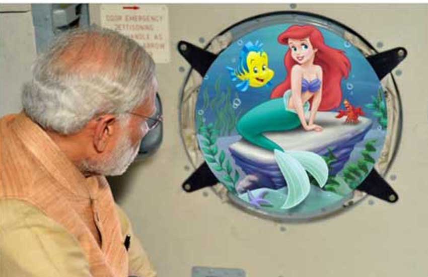 मोदी, मोदी फर्जी फोटो, मोदी फेक, मोदी चेन्‍नई फर्जी फोटो, मोदी नकली फोटो, मोदी चेन्‍नई, मोदी हवाई दौरा, मोदी प्रेस इन्‍फॉर्मेशन ब्‍यूरो, मोदी पीआईबी, मोदी टि्वटर, modi, modi fake photo, modi chennai fake photo, modi chennai photoshop, modi photoshop, pib, pib photoshop photo, pib modi photo, pib modi photoshop, modi twitter, pib twitter, pib slammed, pib fake photo, pti fake photo, news