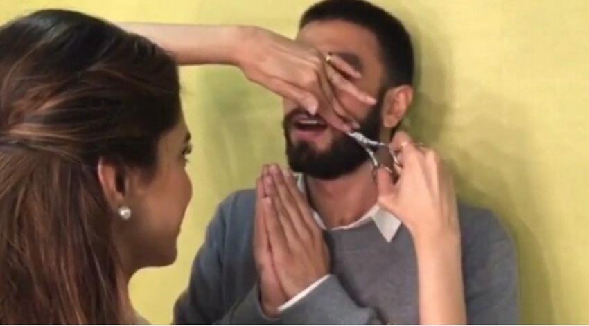 deepika padukon, anushka sharma, ranveer singh, bajirao mastani, ranveer singh moustaches