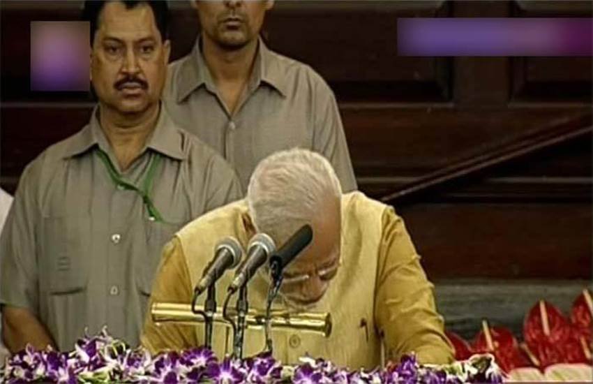 pm modi, narendra modi, narendra modi news, modi nawaz, modi pakistan visit, surprise pakistan, modi surprise, नरेंद्र मोदी, सरप्राइज विजिट, पाकिस्‍तान दौरान, मोदी नवाज, पीएम मोदी, मोदी पाकिस्‍तान, भारत पाकिस्‍तान