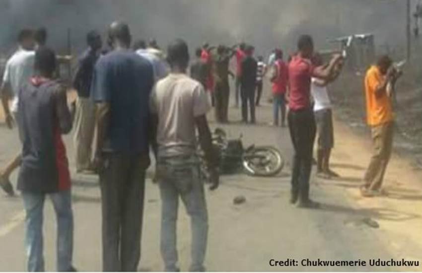 Nigeria as explosion, gas tanker, Nigeria news, 100 kills, Chikason Group Gas plant, नाइजीरिया गैस संयंत्र, गैस टैंकर में आग, क्रिसमस पर हादसा, 100 मरे, नाइजीरिया आग