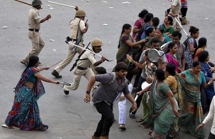 फोटोज में 2015, फोटो गैलरी, फोटो ईयर एंडर, photo gallery, year ender 2015, events in 2015, news 2015, major events 2015, 2015 की प्रमुख खबरें, 2015 में भारत