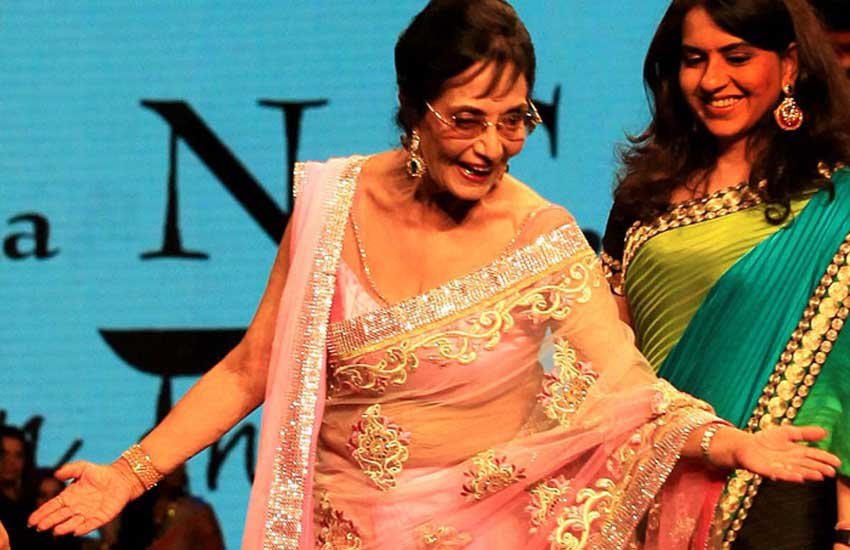 actress sadhna died, sadhna death, Sadhana Shivdasani, साधना, एक्‍ट्रेस साधना, एक्‍ट्रेस साधना फोटोज, Sadhana Shivdasani Death, Sadhana Shivdasani Passes Away, Sadhana Shivdasani Dies, Sadhana Shivdasani Died, Sadhna dead, Sadhna Dies, Sadhna Died, actress Sadhana, Sadhana death, Sadhana news