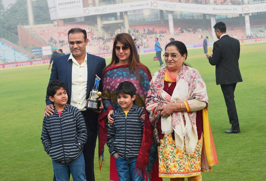 virender Sehwag, Triple century, first Test hundred, Test cricket, virender Sehwag, Triple century, first Test hundred, Test cricket, sports news, BCCI, cricketer virendra sahwag, former cricketer sahwag latest news on virendra sahwag, Sahwag felicitation function, sahwag gallery, sports gallery, kotla maidan
