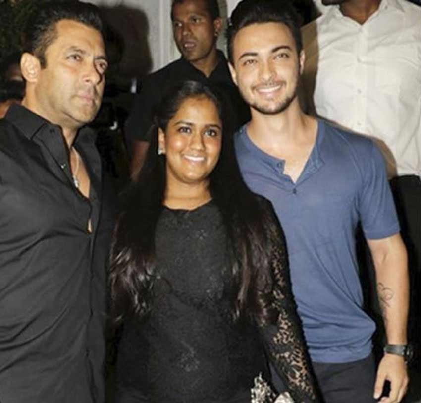Salman khan, arpita khan, ayush sharma, arpita khan baby bump, salman khan sister arpita pregnant