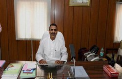 किसान ने बर्बाद फसल के लिए मदद न मिलने पर कहा- सुसाइड कर लूंगा, संजीव बालियान बोले- जा कर ले