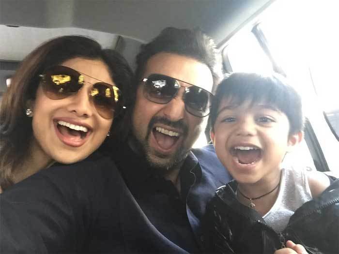 बॉलीवुड सितारों के बच्‍चे, शशि कपूर, गोविंदा की बेटी, शिल्‍पा का बेटा, रवीना की बेटी, अक्षय कुमार की बेटी, Bollywood stars children, govinda son, lara dutta daughter, shahsi kapoor grand daughter, Aliya Kapoor, Kunal kapoor, abram, gauri khan, shahrukh khan, Narmada Ahuja, Yashvardhan, Riteish Deshmukh, Riaan, shilpa son, ravina daughter, akshay kumar daughter, Ajay Devgn daughter, Nysa