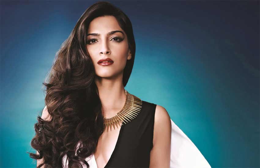 Bollywood caterers, Bollywood food, recipes, Aishwarya Rai Bachchan, Shah Rukh Khan, Dev Anand, Raaj Kumar, Lakhan Yadav, bollywood star food