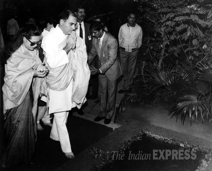 Sonia gandhi birthday, Indra gandhi, Rajiv Gandhi, congress president sonia gandhi, sonia gandhi birthday gallary