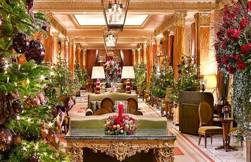 Sultan of Brunei, Hassanal Bolkiah, bans Christmas, Muslims, Beverly Hills Hotel, anti gay Sharia Penal Code, Christmas celebrations, ब्रुनेई सुल्‍तान, हसन अल बोल्कियाह, क्रिसमस बैन, क्रिसमस पर पाबंदी, मुस्लिम