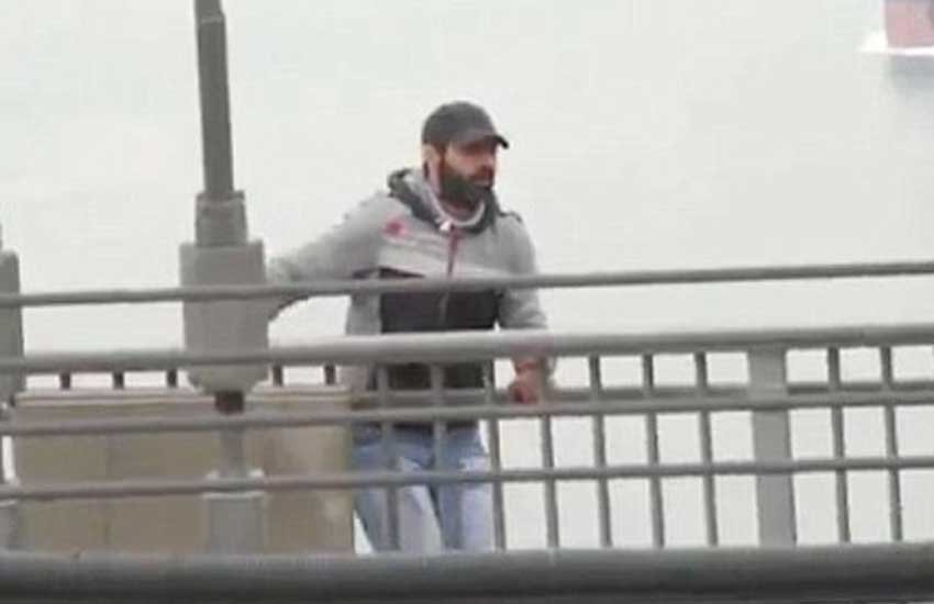 Recep Tayyip Erdoğan,Turkey,World news, Turkish President Recep Tayyip Erdogan, bridge in Istanbul, suiciude attempt, तुर्की राष्‍ट्रपति, तुर्की आत्‍महत्‍या राष्‍ट्रपति, रीजीप ताइप अर्दवान, तुर्की खबर, इस्‍तांबुल ब्रिज, तुर्की राष्‍ट्रपति सुसाइड, Erdogan's motorcade, Bosphorus Bridge