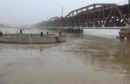 Yamuna, flow, danger mark, delhi government, aap, motorboats, safety