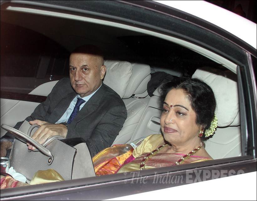 sikandar kher, sonam kapoor, anupam kher, kiran kher, priya singh, anil kapoor, Raju kher, anupam kher son, abhishek bachchan, jaya bachchan, Sikander Kher's engagement