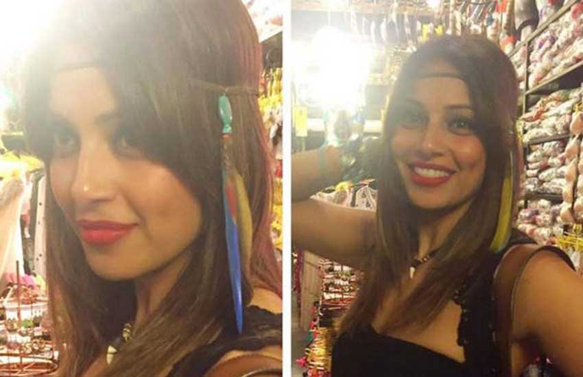 Bipasha Basu Karan Singh Grover photos, Bipasha Basu, Karan Singh Grover, Bipasha Basu in bikini, Bipasha Basu's beach holiday, Bipasha Basu and Karan Singh Grover pictures, bollywood news in hindi, विपाशा बसु, विपाशा बसु हॉट फोटोज, विपाशा बसु करण सिंह ग्रोवर, विपाशा बसु मालदीव, Bollywood