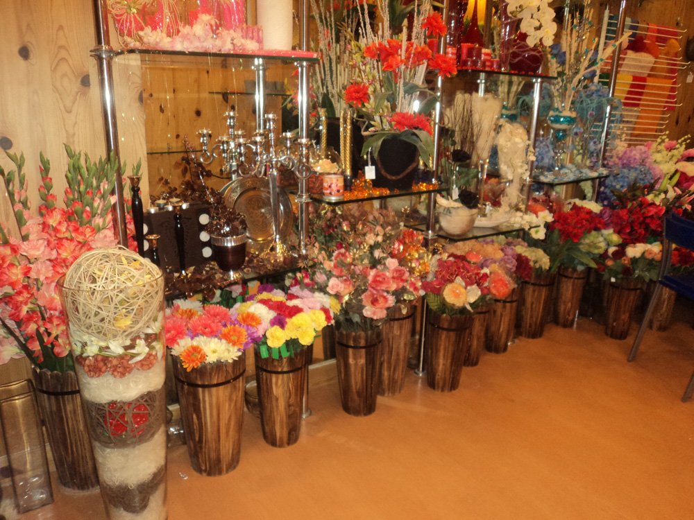 VLCC, HDFC, Da Milano & Hi Design, Ferns n Petals, monte carlo, himalaya, CCD, Royal enfield, britania, indian brands gallery, Larsen & Toubro, MRF, Da Milano & Hi Design