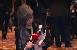 हर हफ्ते रेप की धमकी झेलने वाली ऑस्‍ट्रेलिया की 22 वर्षीय पत्रकार ने बयां किया दर्द