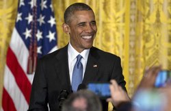 अमेरिकी राष्ट्रपति चुनाव: ओबामा ने  डेमोक्रेटिक उम्मीदवार हिलेरी का किया समर्थन