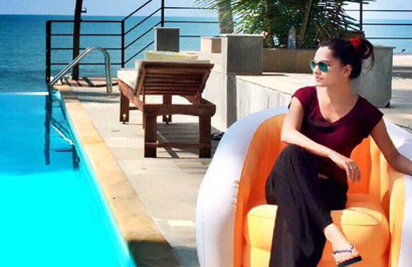 Rahul mahajan, rahul mahajan new girlfriend, Amruta mane, rahul mahajan hot girlfriend, amruta mane hot photos, rahul partying with amruta, राहुल महाजन, राहुल महाजन गर्लफ्रेंड, अमृता माने, मॉडल अमृता, फोटो गैलरी, बॉलीवुड न्‍यूज, राहुल महाजन अमृता,