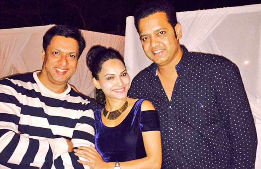 Rahul mahajan, rahul mahajan new girlfriend, Amruta mane, rahul mahajan hot girlfriend, amruta mane hot photos, rahul partying with amruta, राहुल महाजन, राहुल महाजन गर्लफ्रेंड, अमृता माने, मॉडल अमृता, फोटो गैलरी, बॉलीवुड न्‍यूज, राहुल महाजन अमृता,
