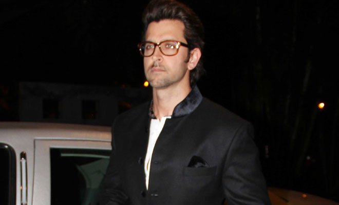 hrithik roshan birthday, hrithik roshan birthday photos, hrithik roshan birthday gifts, hrithik roshan b'day bash, hrithik roshan b'day gifts imma siddiqqui akshay kuamr