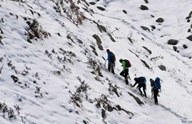 Army, Russian tourist, kashmir valley, Gulmarg