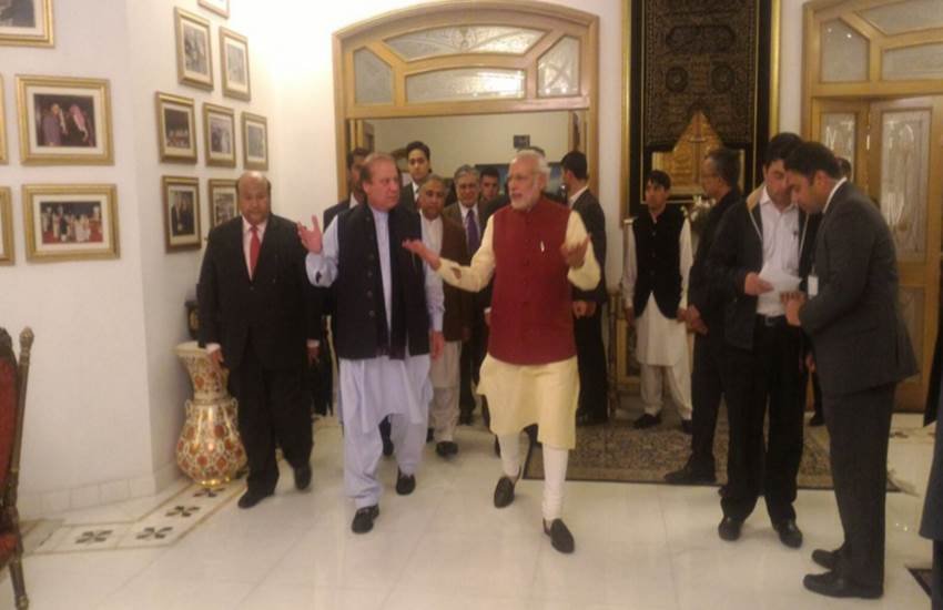 Lahore High Court, Modi Pakistan visit, Narendra Modi, Nawaz Sharif, modi nawaj, modi pakistan policy, pathankot news, pathankot air base, pathankot attack, pathankot air base attack, pathankot gunbattle, Terror Attack, Air Force Base, terror attack in punjab, 2 jawan killed, 2 terrorists, pathankot gunbattle, पठानकोट हमला, आतंकी हमला, जवान शहीद, आतंकी ढेर, पठानकोट मुठभेड़, latest hindi news, hindi news, news in hindi