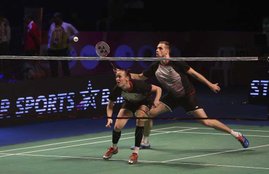 PBL, Awadhe Warriors, Chennai Smashers, Hyderabad Hunters, PBL Semi Final