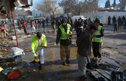 पाकिस्तान में पोलियो केंद्र के बाहर आत्मघाती हमला, 15 की मौत