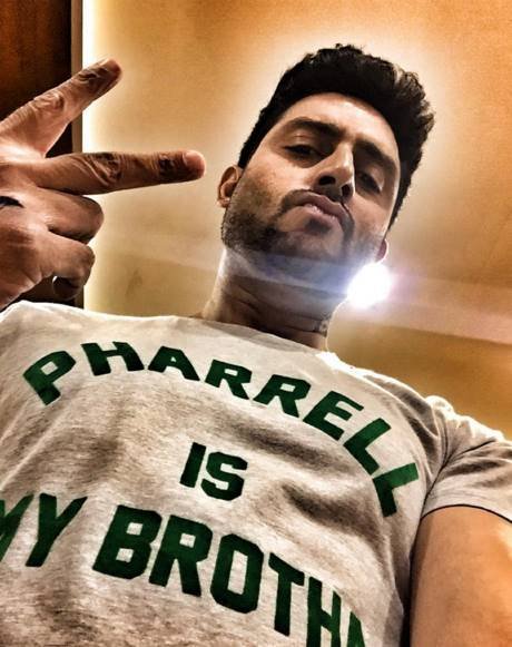 abhishek bachchan, amitabh bachchan, harivansh rai bachchan, bollywood, abhishek bachchan share 4genreration pohotos, bachchan family pics