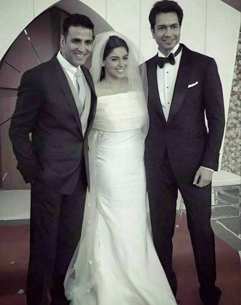 Asin sharma, asin sharma wedding, asin thottumkal, rahul sharma, businessman rahul sharma, asin sharma-a rahul wedding, asin wedding card, akshay kumar, asin sharma marriage, asin-rahul love story