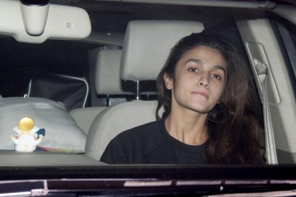 bollywood,karan johar, karan johar party,bollywoodactress, aliabhatt, siddharth malhotra, arjun kapoor, zoya akhatar, farhan akhatar, vidya balan, fawad khan, varun dhawan