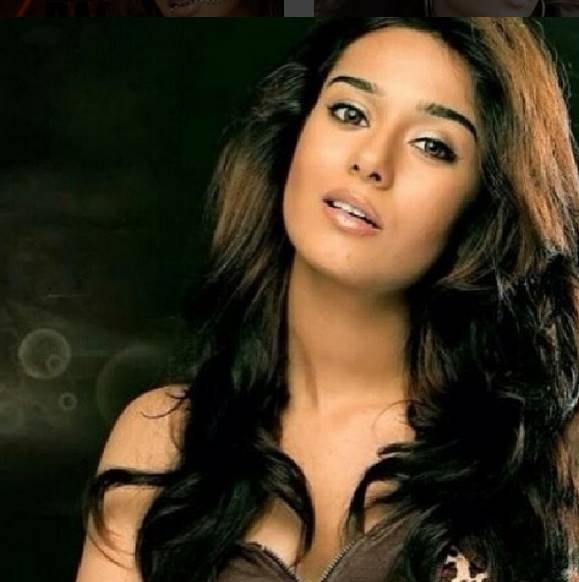 Amrita rao, pritika rao, bollywood, meri awaj hi pahchan hai, tv show meri awaj hi pahchan hai