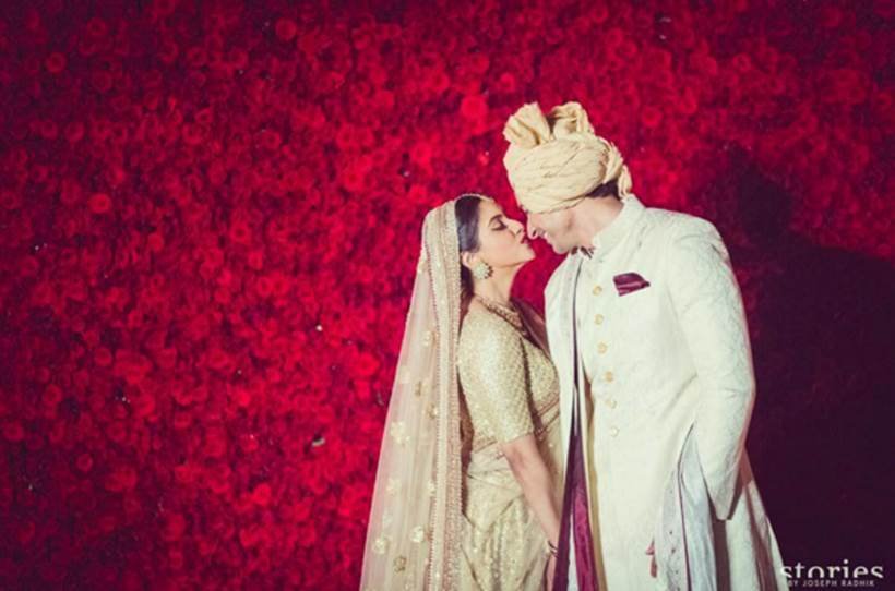 Asin Rahul Sharma wedding, asin wedding, asin marriage, asin wedding pics, asin marriage photos, asin news, असिन, राहुल शर्मा शादी, असिन राहुल शर्मा