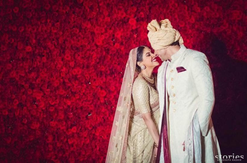 Asin Rahul Sharma wedding, asin wedding, asin marriage, asin wedding pics, asin marriage photos, asin news, असिन, राहुल शर्मा शादी, असिन राहुल शर्मा