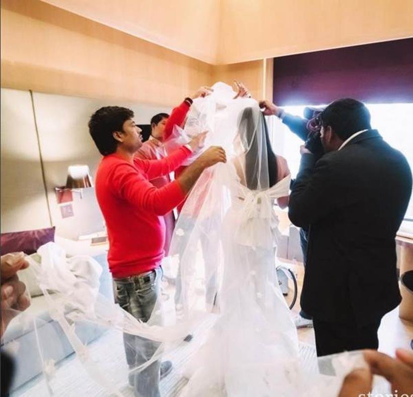 Asin Rahul Sharma wedding, asin wedding, asin marriage, asin wedding pics, asin marriage photos, asin news, असिन, राहुल शर्मा शादी, असिन राहुल शर्मा