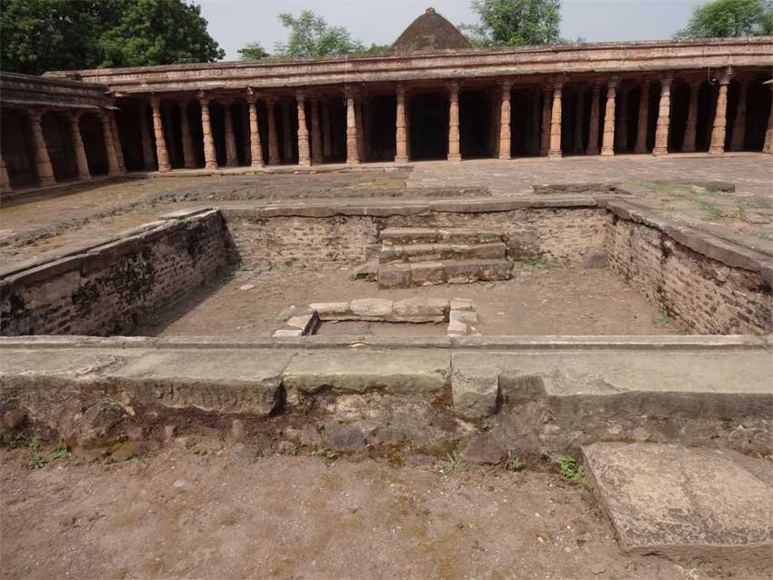 bhojshala kamal maula mosque, dhar, communal tension