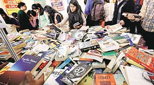 new delhi, book shop, Dariaganj, Jannat, book lovers