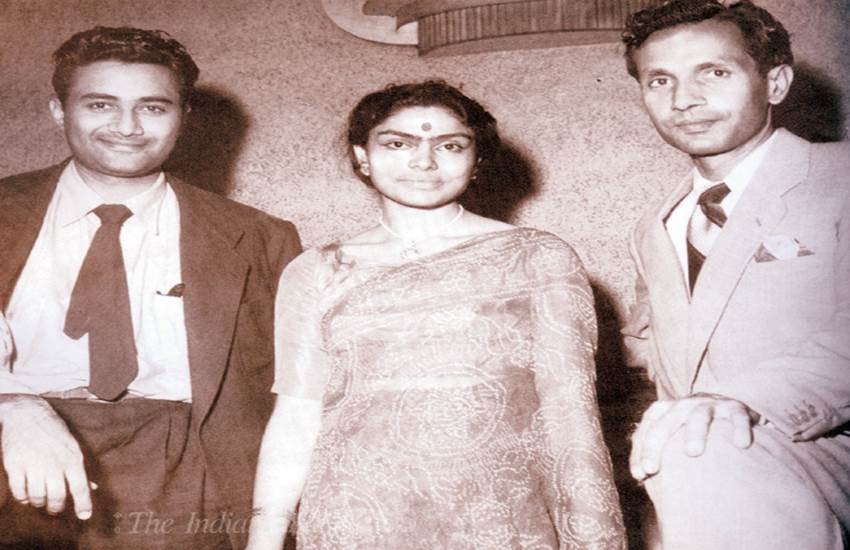 chetan anand, priya rajvansh, kaifi azmi, rajesh khanna, dev anand chetan anand, chetan anand birth anniversary, haqeeqat 1964, चेतन आनंद, डायरेक्‍टर चेतन आनंद, कैफी आजमी, राजेश खन्‍ना, हकीकत 1964, प्रिया राजवंश, राजेश खन्‍ना, देव आनंद फैमिली, देव आनंद भाई, latest bollywood news, bollywood news in hindi, chetan anand dev anand pics