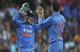 Yuvraj Singh, MS Dhoni, cricket, Sports news, harabhajan singh, yuvi, t-20, india vs australia