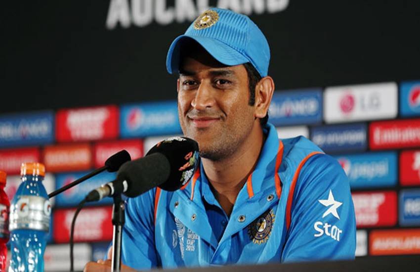MS Dhoni, Mahendra singh dhoni, Virat kohli, cricket, sports news, india vs australia 2016 series, ODI 2016, MS Dhoni century