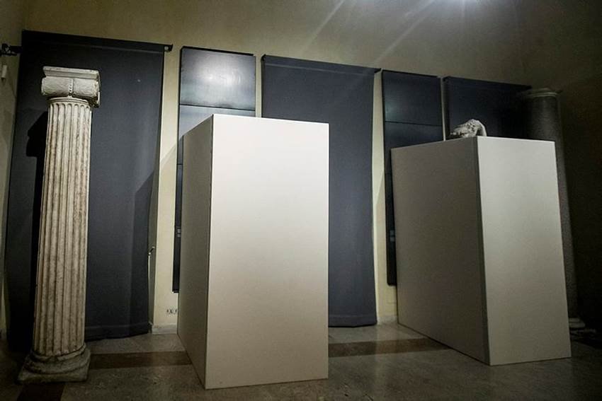 Italy nude statue, italy statues covered, nude statues covered. iranian president visit to italy, ancient statues covered for iranian president, Italy Iran nude statue, नग्‍न प्रतिमाएं, इटली नग्‍न मूर्तियां