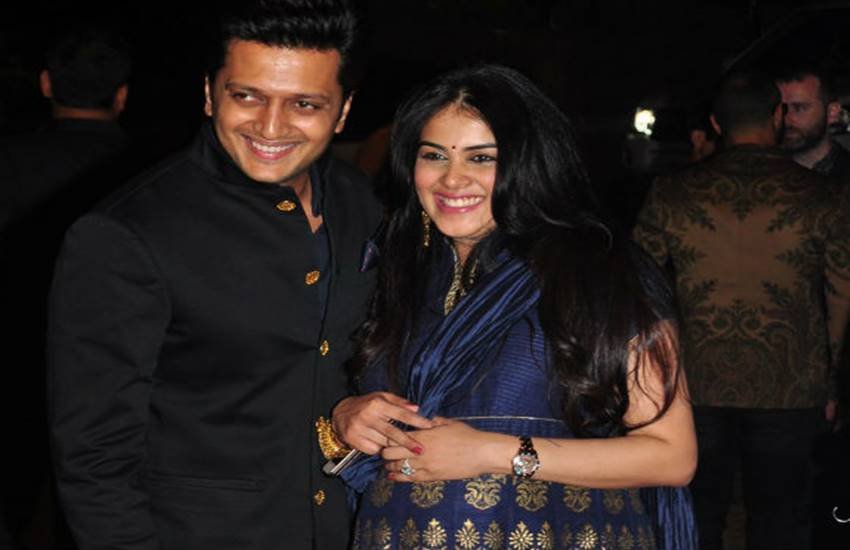 Riteish Deshmukh, Genelia dsouza, cute photo of Genelia, Bollywood, Riyaan, riteish deshmukh- Genelia dsouza photos, Genelia baby bump