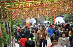 जयपुर लिट फेस्ट 2017 शुरू: मोदी सरकार-आरएसएस से जुड़ी ये पांच हस्तियां करेंगी मन की बात, कई विरोधियों को इस बार नहीं मिला न्‍योता