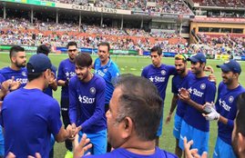 live cricket score, 1st T20 live, T-20 cricket, India vs Australia, India Vs Australia Live Score, 1st T20I match, Cricket Score, Yuvraj Singh, India-Australia T20Is, पहला टी 20, भारत ऑस्‍ट्रेलिया, इंडिया ऑस्‍ट्रेलिया, युवराज सिंह, Adelaide