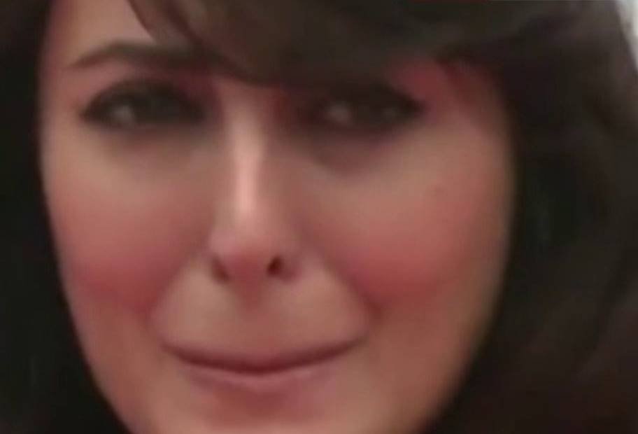 ekta kapoor, mandana karimi, mandana karimi weeping, bigg boss 9, bigg boss house, aftab shivdasani, tushar kapoor ekta kapoor, mandana karimi, mandana karimi weeping, bigg boss 9, bigg boss house, aftab shivdasani, tushar kapoor