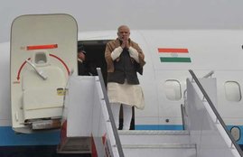 pm modi in varanasi, Varanasi‬, ‪Narendra Modi‬‬, PM Narendra Modi varanasi, mahamana express flags off, modi varanasi, पीएम नरेन्‍द्र मोदी वाराणसी, मोदी वाराणसी दौरा, महामना एक्‍सप्रेस रवाना