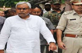 Amit Shah, Cm Nitish kumar, Bihar Cm nitish kumar, patna secretariat, Lift, Cm Nitish trapped in lift, नीतीश कुमार, अमित शाह, पटना सचिवालय