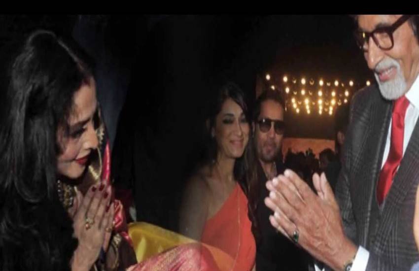 rekha and jaya bachchan, Screen Awards 2, Aishwarya Rai, Rekha, Rekha maa, Jazbaa, Stardust Awards 2016, Amitabh Bachchan, अमिताभ बच्‍चन, रेखा, एश्‍वर्या राय, एश्‍वर्या राय बच्‍चन, ऐश्‍वर्या राय, रेखा मां, एश्‍वर्या मां, स्‍टार डस्‍ट अवॉर्ड, latest bollywood news, bollywood news in hindi, hindi news